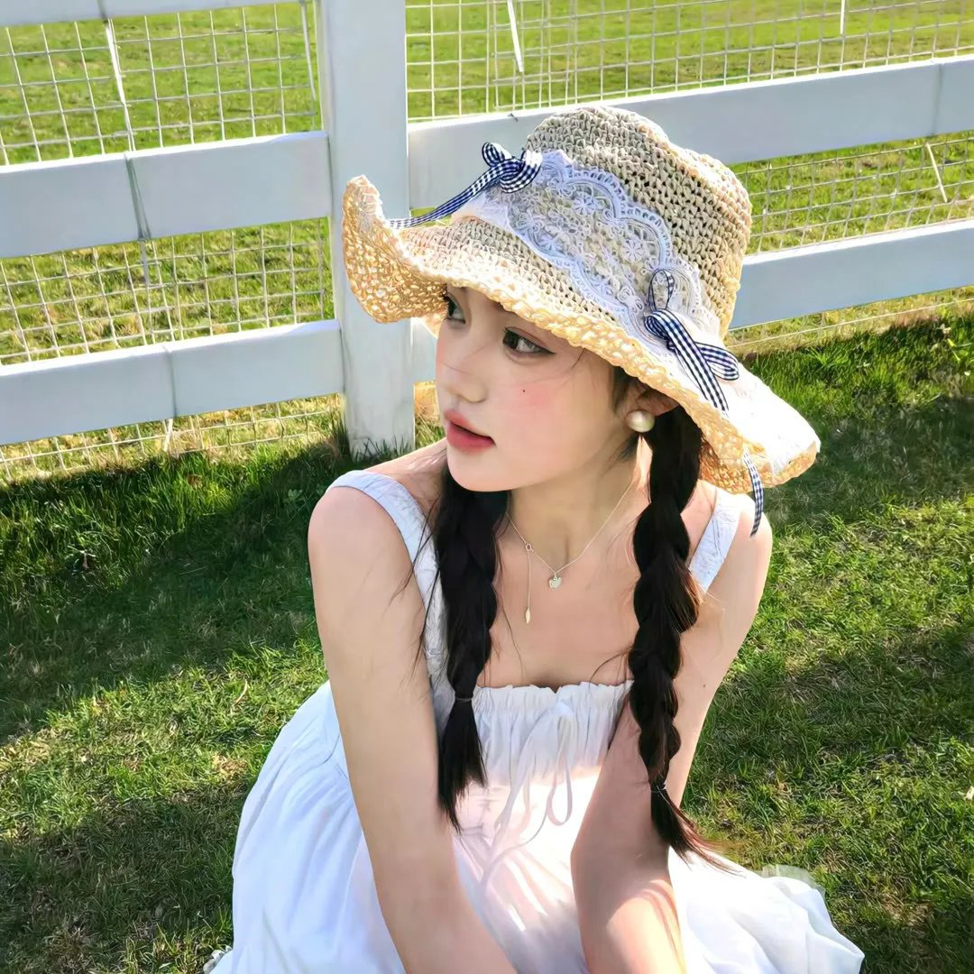 使用下方 20 个影片名，按顺序一一对应，不要改动片名文字，只根据片名和括号内类型提示来虚构全新的故事内容： 炼狱信使 沙普的围攻 天剑绝刀国语 公平的爱 我的爱在燃烧 朋友圈儿里的男朋友 冬日微暖 女神天国 娜塔莉的情人 回答不出时尚 中国好声音2015 女性之光 药命旅程 古惑仔之人在江湖 自由机器 不是为了爱情 碧芦冤孽 大校的女儿 塔拉德加之夜 歃血兄弟